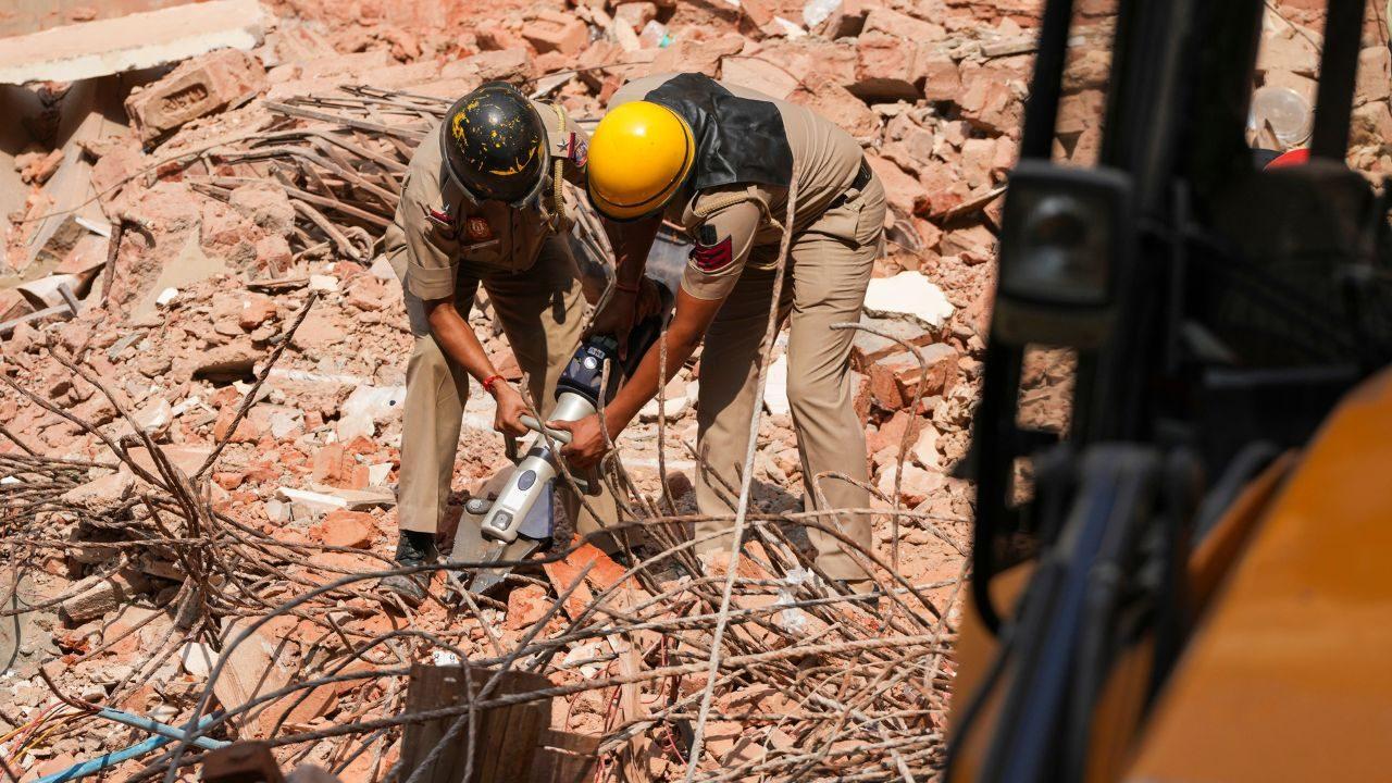 So far, a total of 11 people have been rescued from the debris So far, a total of 11 people have been rescued from the debris