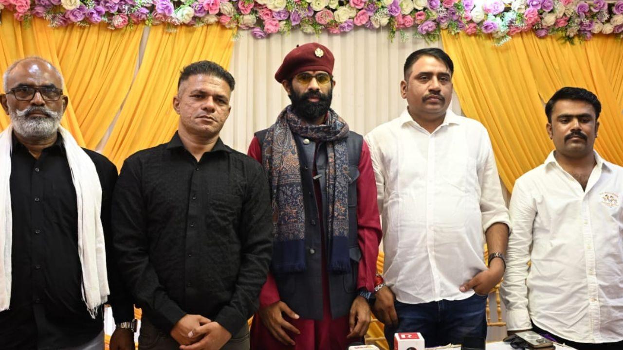 The press conference was attended by Bajrang Bahadur Singh, District President, Karni Sena Palghar; Ganesh Hiwarkar, choreographer and a close friend of Sushant Singh Rajput