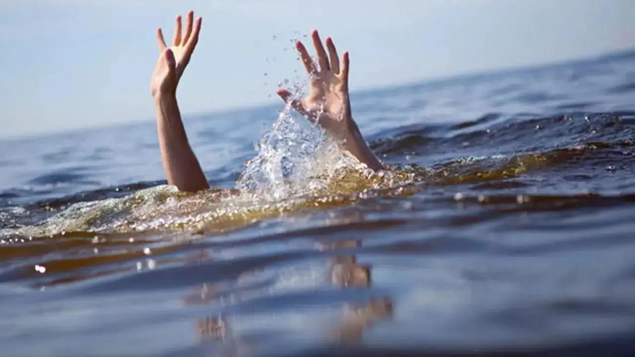 Two 13-year-old boys drown during immersion in Nagpur The police said that an accidental death (ADR) was registered in the matter and a probe was underway. Representational Pic/File