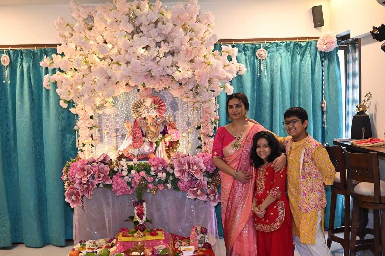 Divya Dutta welcomed Bappa home with a grand floral throne for him, the actress shared happy glimpses of her auspicious moment Divya Dutta welcomed Bappa home with a grand floral throne for him, the actress shared happy glimpses of her auspicious moment
