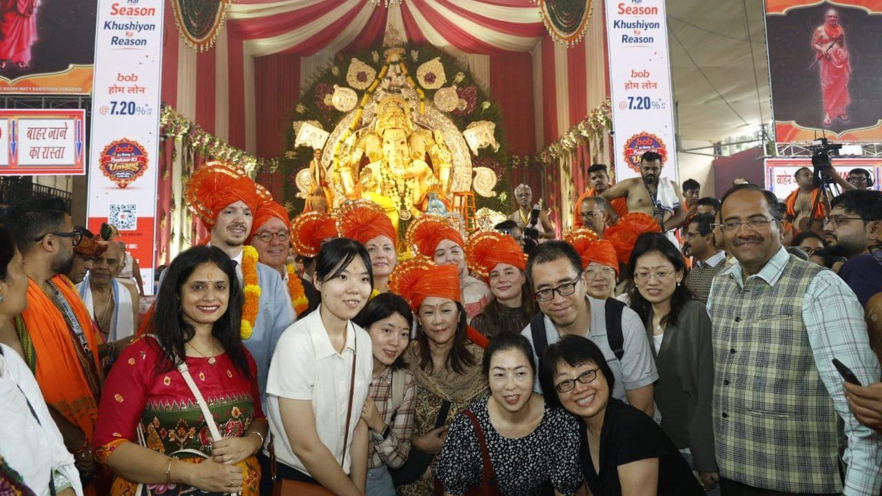 They were introduced to the history and traditions of Ganeshotsav in Maharashtra, as well as the celebrations organised by some of Mumbai’s well-known public Ganesh mandals They were introduced to the history and traditions of Ganeshotsav in Maharashtra, as well as the celebrations organised by some of Mumbai’s well-known public Ganesh mandals