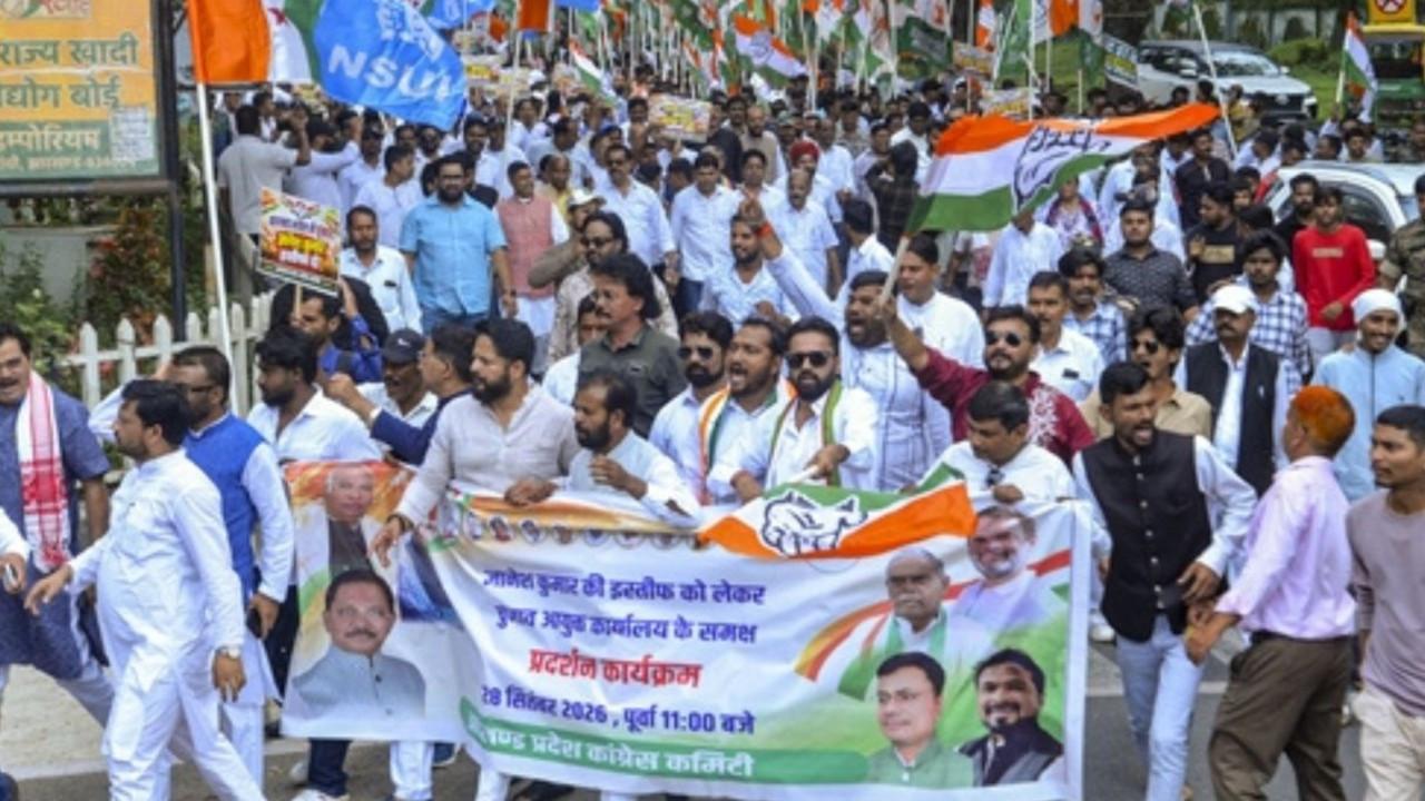 Jharkhand Congress leaders and workers protest against Chief Election Commissioner Gyanesh Kumar, in Ranchi, Jharkhand