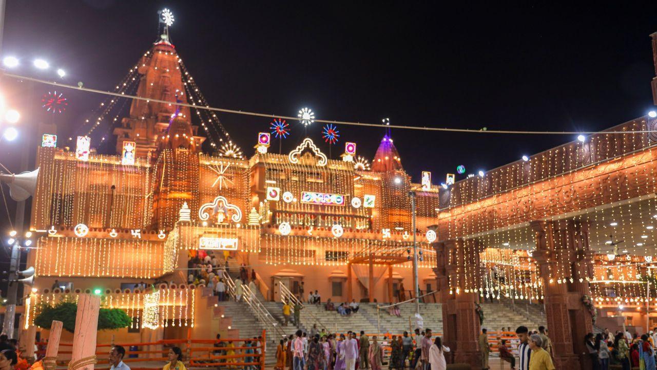 Devotees flock to the sparkling Shri Krishna Janmasthan temple as Mathura in Uttar Pradesh gears up for Janmashtami celebrations Devotees flock to the sparkling Shri Krishna Janmasthan temple as Mathura in Uttar Pradesh gears up for Janmashtami celebrations