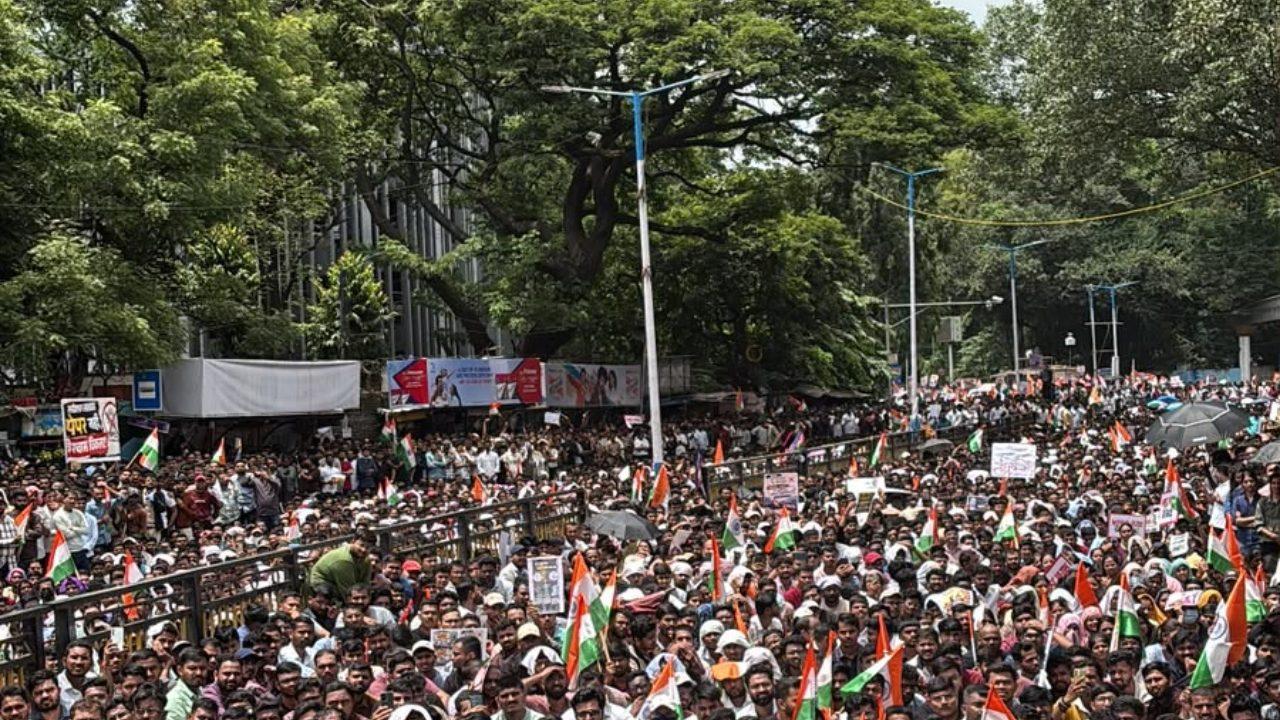 The protest received support from the Maharashtra Pradesh Congress Committee, with party president Harshvardhan Sapkal urging Congress leaders and workers to participate
