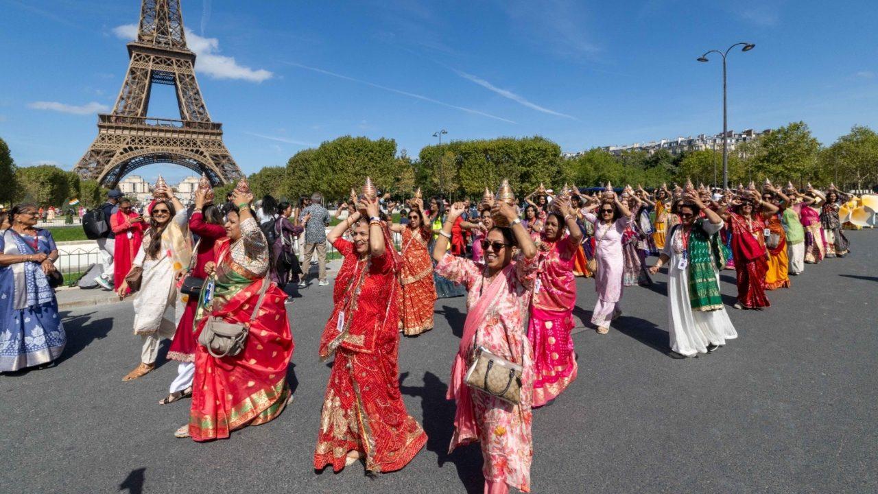 He recalled the vision of the late Pramukh Swami Maharaj, who had initiated a global campaign to revive India's cultural and spiritual heritage. He recalled the vision of the late Pramukh Swami Maharaj, who had initiated a global campaign to revive India's cultural and spiritual heritage.