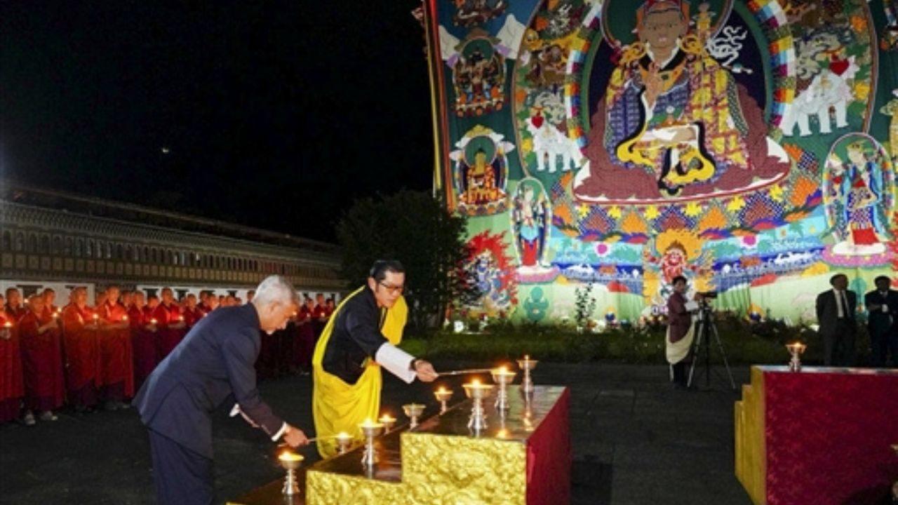 External Affairs Minister (EAM) S Jaishankar, along with Bhutan’s King, Jigme Khesar Namgyel Wangchuck, on Thursday lit ‘Aashirvaad ka Diya’ at the iconic Tashichho Dzong in Thimphu