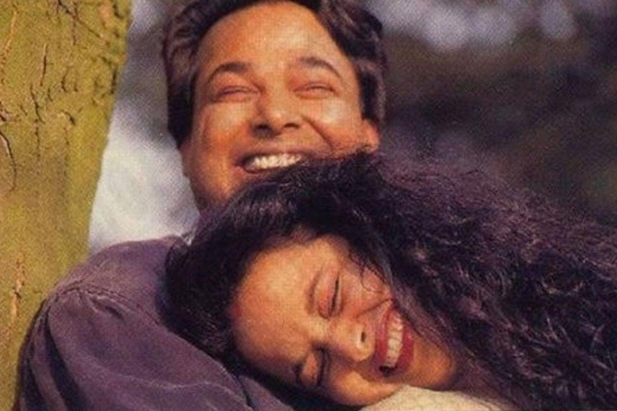 Rekha and Mukesh Agarwal married in 1990. But the marriage ended tragically a year later after Agarwal took his own life while battling chronic depression. Rekha and Mukesh Agarwal married in 1990. But the marriage ended tragically a year later after Agarwal took his own life while battling chronic depression.