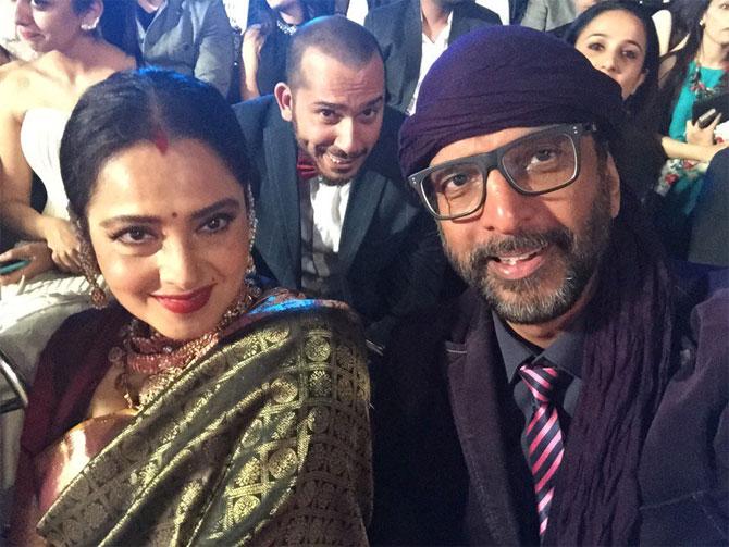 Jaaved Jaaferi captioned the picture, `With my favourite, Rekha, at the Stardust awards.` Jaaved Jaaferi captioned the picture, `With my favourite, Rekha, at the Stardust awards.`