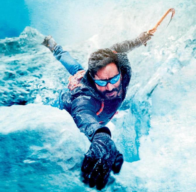 Shivaay: This action-thriller which was shot extensively in Bulgaria saw Ajay Devgn don different acts - actor, producer and director. The film went head to head with Karan Johar's Ae Dil Hai Mushkil and bagged the National Film Award for Best Visual Effects.