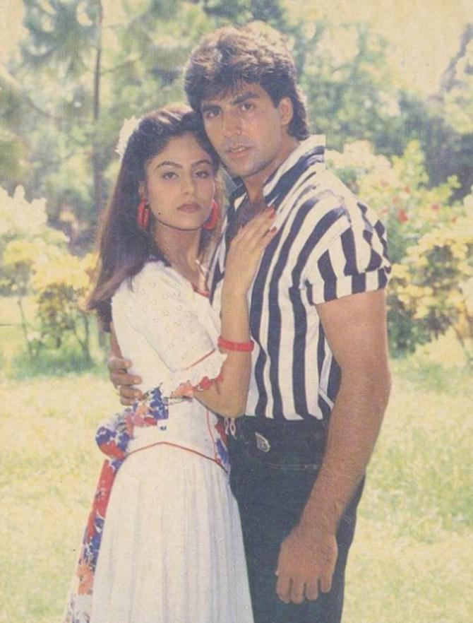 Ayesha Jhulka was bed-ridden for some time because she had a slip disc problem. Due to this, the actress even gained a lot of weight. Pictured: Ayesha Jhulka romancing Akshay Kumar in 'Khiladi'