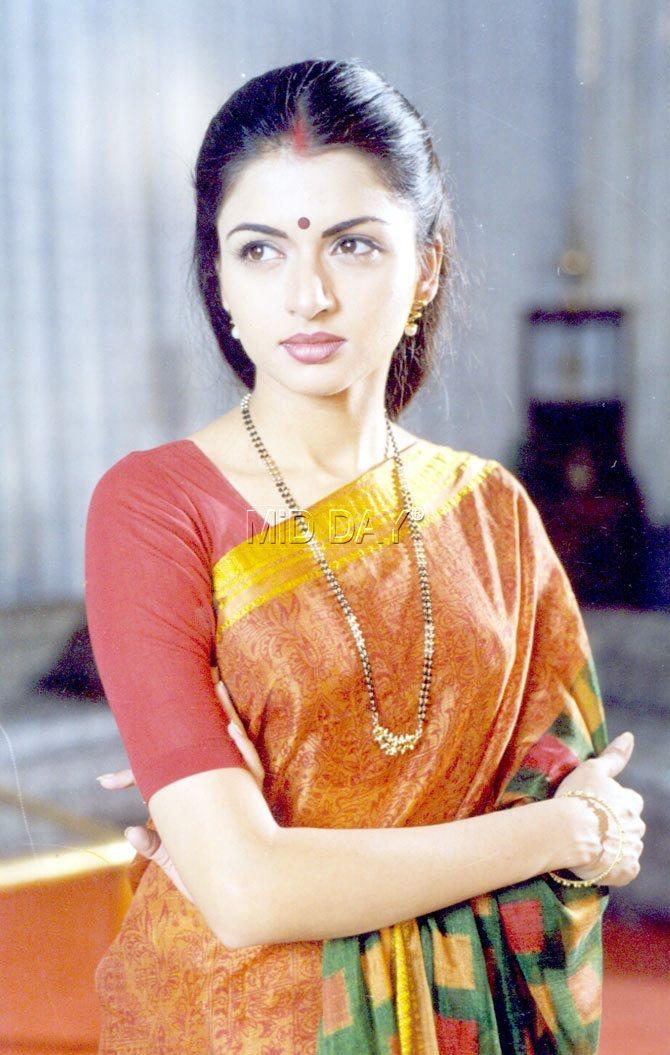 Bhagyashree forayed into South cinema in 1996 with the Tamil comedy Mappillai Manasu Poopola.