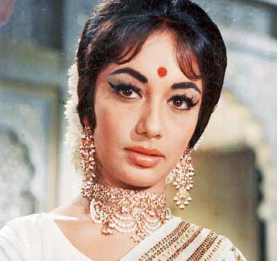 Late actress Sadhana was a cousin of Babita, who was married to Randhir Kapoor.