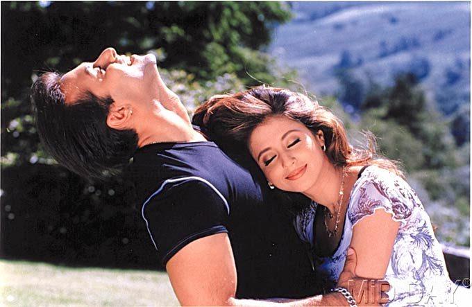 Salman and Urmila Matondkar in Janam Samjha Karo (1999). The movie tanked at the BO even as the songs became quite popular. Controversial starlet Monica Bedi had a supporting role in the film.