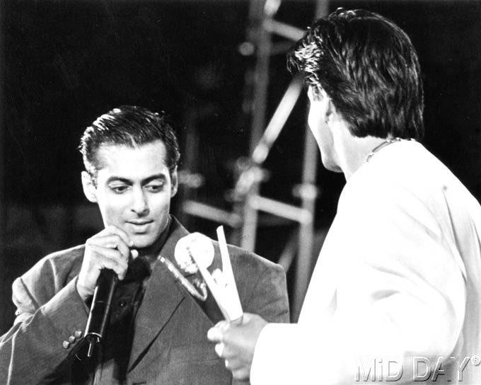 Salman and SRK together on stage at an awards function many years ago. The duo came to blows during Katrina Kaif's birthday bash in 2008. Apparently, SRK had refused to do a cameo in Salman Khan's Main Aur Mrs Khanna even though the latter had gone out of his way for Shah Rukh, whether it was appearing on KBC with girlfriend Katrina, or dancing for King Khan's home production Om Shaanti Om. Apparently, Salman referred to Shah Rukh as a 'matlabi insaan' and, with SRK too unrelenting, it turned out to be one ugly spat.
