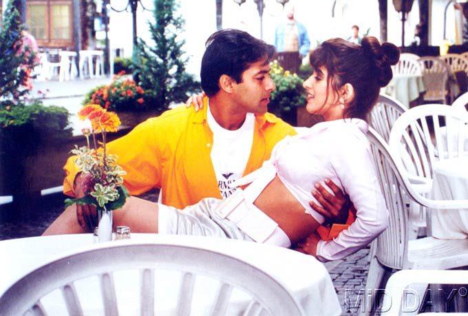 A still from the movie Jab Pyaar Kisise Hota Hai. Charming Salman Khan romancing with his lady love from the song 'Is Dil Mein Kya Hai'.
