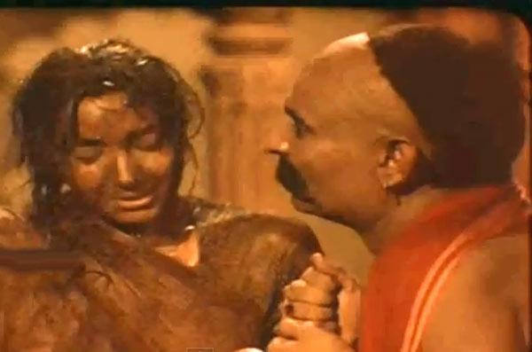Kanhaiyalal: When he is seen taking advantage of a helpless Nargis in Mother India, audiences seethe with anger. Such was the supreme command Kanhaiyalal had over his acting. Iconic dialogue: Arey Radha Rani.