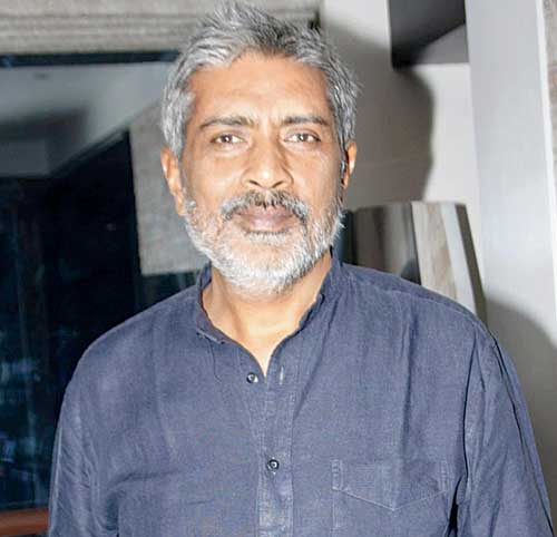 After the Supreme Court quashed the ban imposed on Aarakshan by the Punjab government, director Prakash Jha asked for Re 1 as symbolic payment.