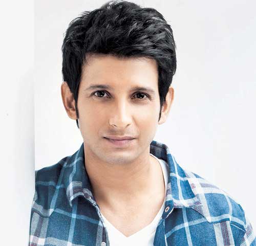 The producer of the much-delayed film '3 Bachelors' filed a 'one rupee' court case against lead actor Sharman Joshi for not promoting the movie.