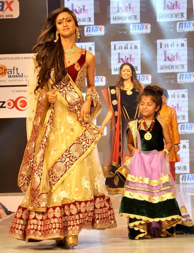 Krystle D'Souza walks the ramp