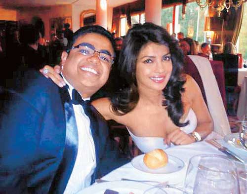 Priyanka Chopra has a brother named Siddharth, who is seven years younger to her. Siddharth is an entrepreneur in the culinary industry.