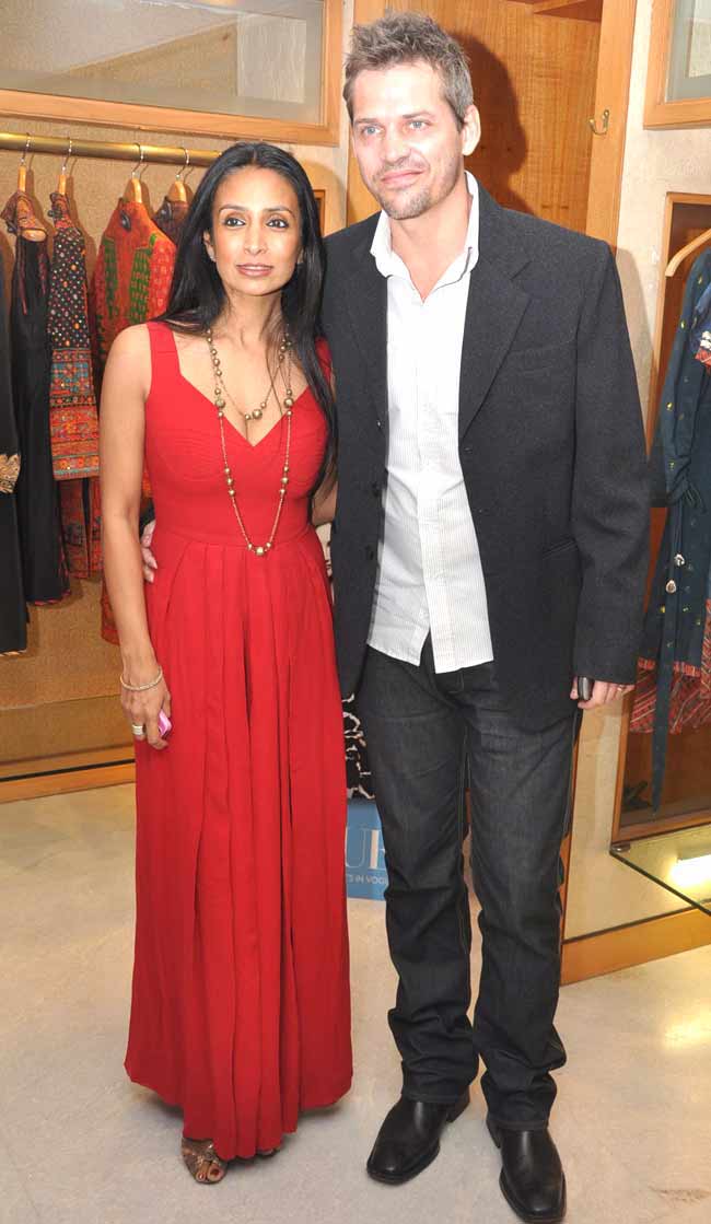 Suchitra Pillai and Lars Kjeldsen: This model-turned-actress tied the knot with Lars Kjeldsen, an engineer from Denmark, at a simple wedding ceremony in Kerala in 2005. The duo first met a common friend's house and, gradually, their friendship transformed into love.