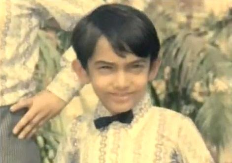 Aamir Khan was seen as one of three brothers in their child avatars in Yaadon Ki Baarat (1973).