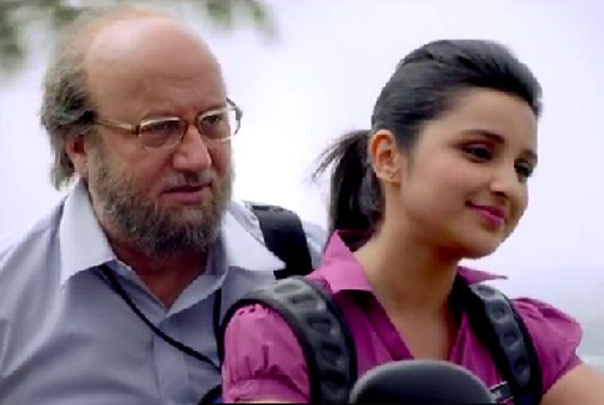 Daawat-e-Ishq (2014): Anupam Kher plays a doting dad yet again, but this time, he is also his daughter Gulrez's partner in crime. After failing to find the right match for his daughter, played by Parineeti Chopra, he joins hands with her in conning a groom into fake marriage and swindling money.