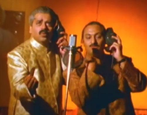 Sa Ni Dha Pa (Colonial Cousins): This was a song from the debut album of Colonial Cousins - formed by Hariharan and Lesle Lewis. Sa Ni Dha Pa, which had a brilliant fusion of Indian and Western music, worked wonders and opened up a new genre for upcoming artists to explore.