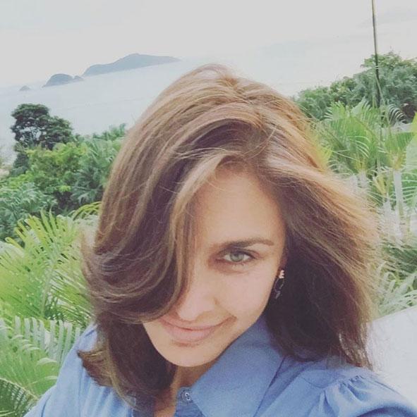 On being looked at as an inspiration for the youth, Lisa Ray said, 'So many people supported me when I went through cancer, prayed and sent me messages. The least I can do is pay it forward. It is so important to speak openly about cancer and reduce the fear factor. I am humbled and hope I can continue to serve in some small way.'