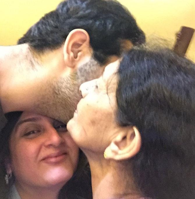 Farha Naaz shared this cute candid photo with her family members. Farha Naaz shared this cute candid photo with her family members.