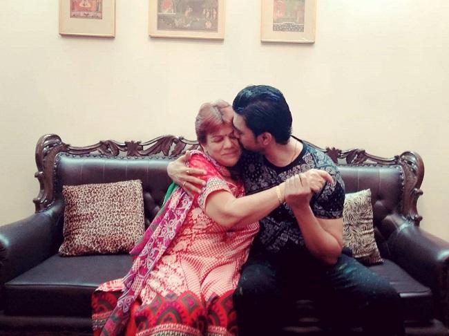 Gaurav Chopra made his acting debut with the television show Ssshhhh... Koi Hai in 2002. However, in 2004, he rose to prominence with the show Saara Akaash, where he played Abhay Singh Rathore. In picture: Gaurav Chopra is quite close to his mother and this picture is proof enough!