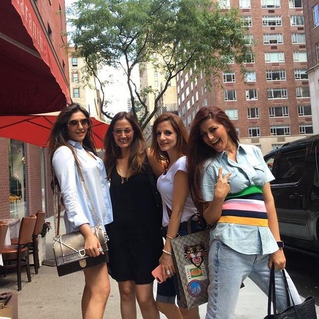 Actress-turned-author Sonali Bendre, Sussanne Khan and Gayatri Joshi Oberoi of Swades fame are close friends. This girl gang enjoys each other's company and this picture is proof.