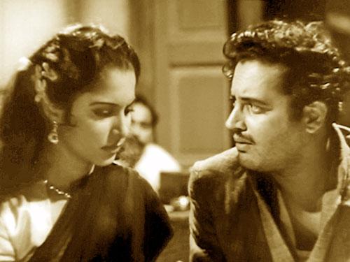 Pyaasa: Waheeda Rehman essayed the role of prostitute named Gulabo who is sympathetic towards Vijay (essayed by Guru Dutt) as he pours his heart out after failing at publishing his book. Gulabo approaches some of her affluent clientele to assist Vijay and try and get his work published, without revealing that they are written by an alcoholic, dishevelled, homeless man.