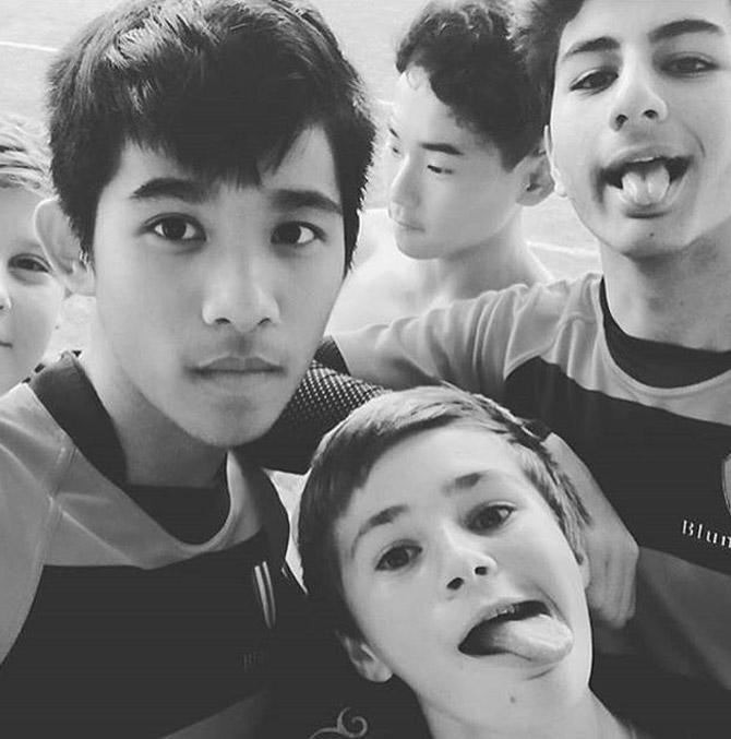 Ibrahim Ali Khan shared this candid photo with his friends on Instagram.