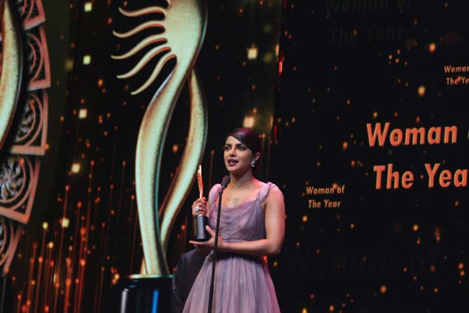 Priyanka Chopra bagged two awards, Best Actor (Female) in Supporting Role in for 'Bajirao Mastani' and was bestowed a Special Award: Woman of the Year