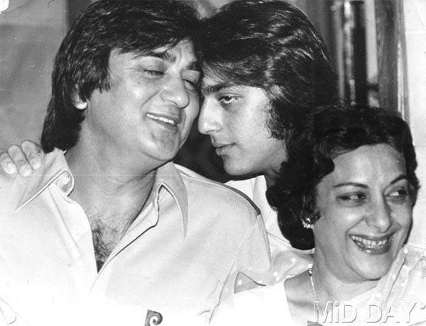 Sunil Dutt-Nargis: Sunil Dutt married a year older co-star Nargis after they met on the sets of Mother India. During the making of the film in 1957, a massive fire took place and Sunil Dutt saved Nargis from the flames. The two married a year later, and have three children - Sanjay, Priya and Namrata.