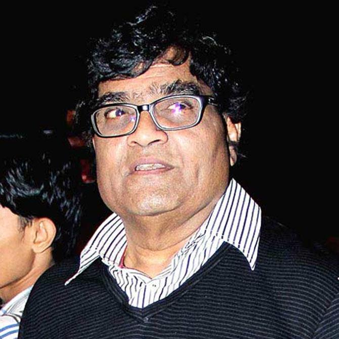 Ashok Saraf: He has appeared in many Hindi and Marathi films. Since the late '60s, Ashok Saraf has been known for his comedy films, many of which he appeared in with Laxmikant Berde. Apart from films, Ashok Saraf also starred in TV shows like 'Yeh Choti Badi Baatein' and 'Hum Paanch'. One of his most memorable roles in Bollywood has been that of 'Munshiji' in 'Karan Arjun'.