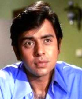 Vinod Mehra: The epitome of handsomeness in Hindi cinema, Mehra acted in a number of memorable films like Anurag, Ghar and Khudaar, among others in the '70s and '80s. Sadly, Mehra died of a heart attack in 1990 at the age of 45.