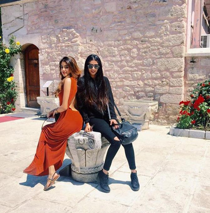 Janhvi Kapoor with sister Khushi Kapoor in a photo from their family vacation.
