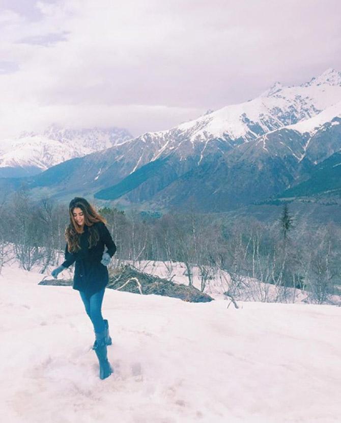After she came back from Los Angeles, Janhvi worked on her Hindi diction and dancing skills.