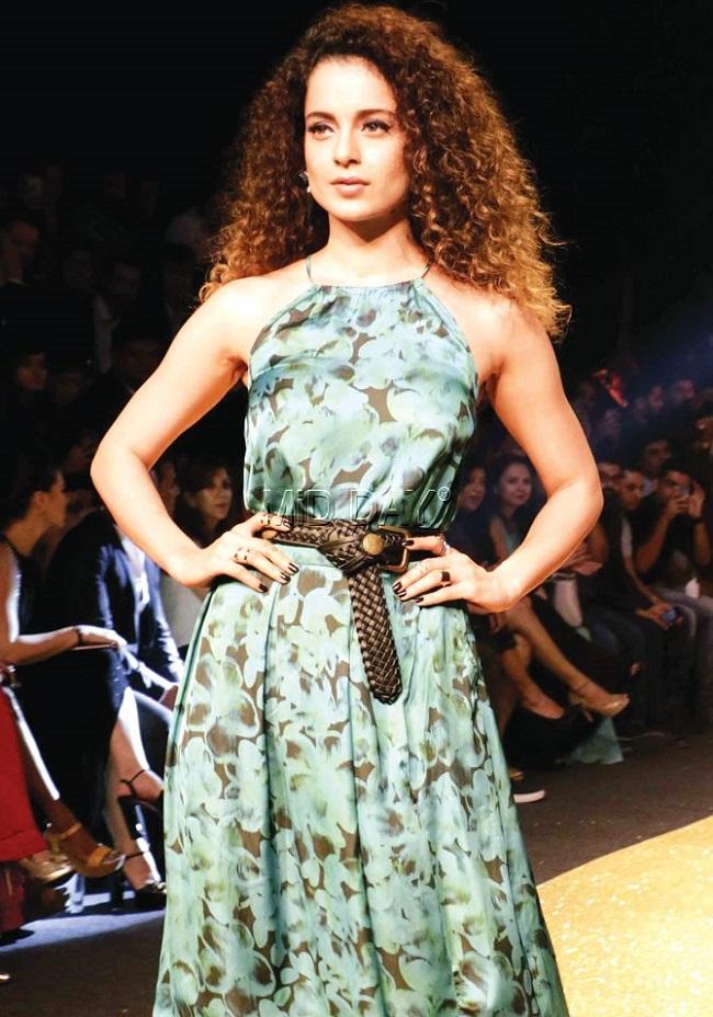 Kangana Ranaut is not only known for her bold and carefree attitude but also her willingness to experiment with various styles and flaunt many looks with ease. She was judged for her fashion sense in the initial phase of her career, something which she overcame gradually by grooming herself. She had confessed, 