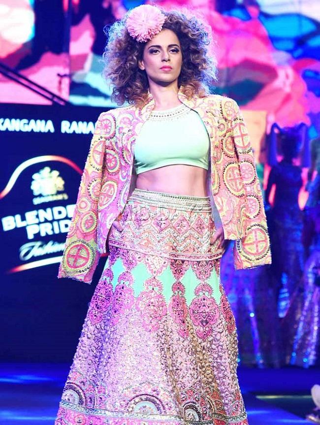 Be it traditional or western outfits, Kangana Ranaut knows how to pull off any look with elan.