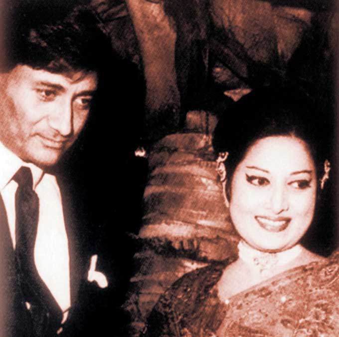 Dev Anand and Suraiya: Co-stars in a few films, the duo was very much in love with each other. However, Suraiya's maternal grandmother opposed the relationship as both were from different religions. The fact that Suraiya did not muster the courage to oppose her grandmother led Anand to move away from her.