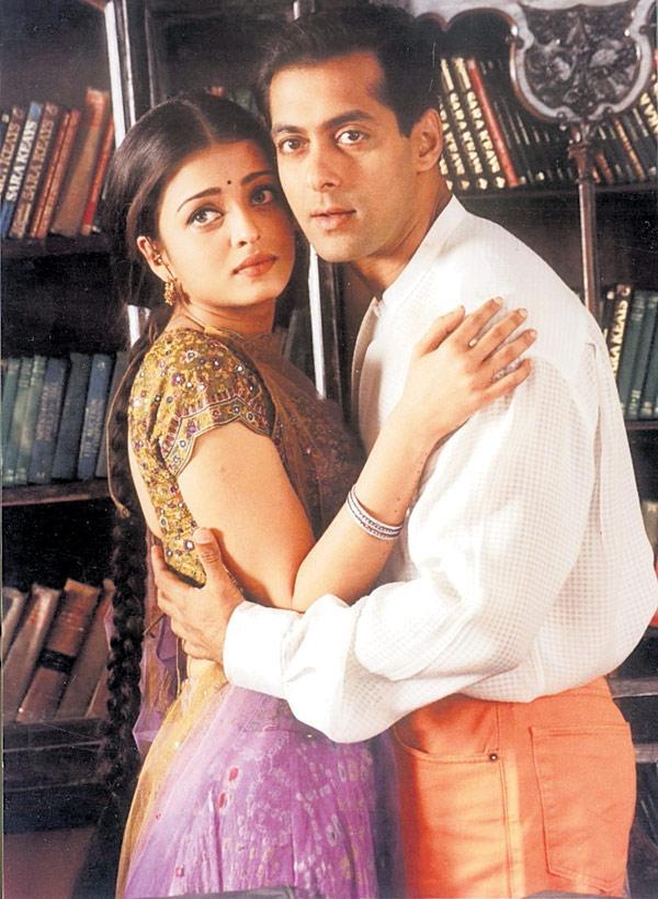 Salman Khan and Aishwarya Rai: They fell in love while shooting for Hum Dil De Chuke Sanam. However, rumours about Salman's tempestuous nature began doing the rounds soon. Numerous stories about their physical fights made it to the press much too frequently, ultimately leading to a break-up.