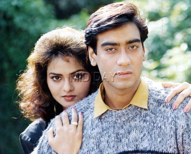 Phool Aur Kaante marked the debut of Ajay Devgn, who was then introduced as the son of stunt and action choreographer Veeru Devgan, while Madhoo was introduced as the cousin of Hema Malini. Yes, Madhoo's father Raghunath is Hema Malini's uncle.