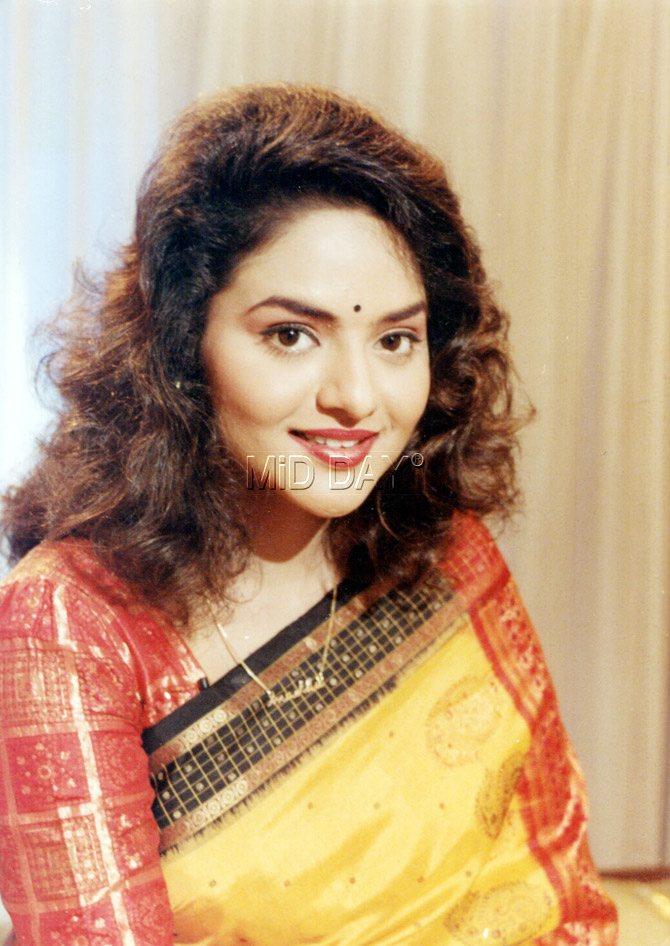 Madhoo had starred as a child artiste with the name 'Baby Madhu Malini'. She was taught Bharat Natyam by her mom - Renuka, who passed away due to Cancer when the actress was just 13.
