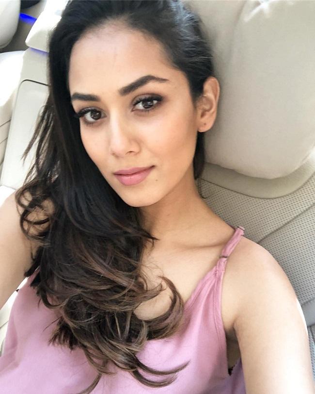 Mira Rajput graduated from Delhi's prestigious Lady Shri Ram College with a degree in English Honours. Mira was good in studies and ranked tenth in the Delhi University's Common Admission Test in English. She has also done an internship in the United States