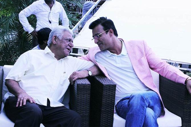 Narendra Jha first forayed into films with the 2003 film Funtoosh. He collaborated with filmmaker Shyam Benegal for the film Neta Ji Shubhash Chandra Bose in which he played Habibur Rahman. In picture: Narendra Jha in conversation with the late Om Puri at an event