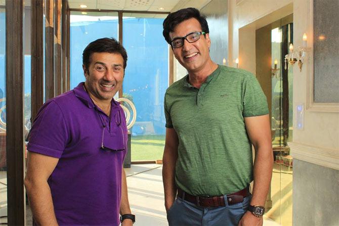 Gone too soon! Remembering actor Narendra Jha’s journey in the film ...