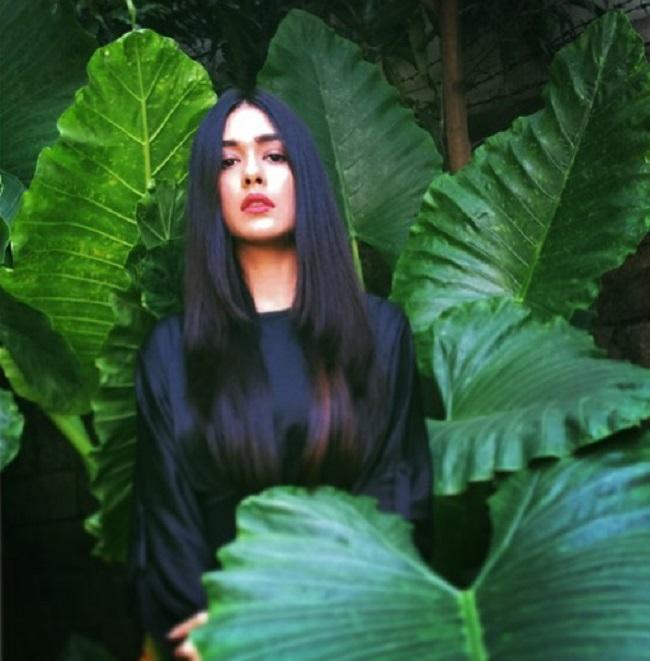 Mrunal Thakur was also a part of some Indonesian TV shows and has quite a fan following in Indonesia.